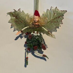 Vintage Holly Berry Woodland Fairy R rosannev914 (148)